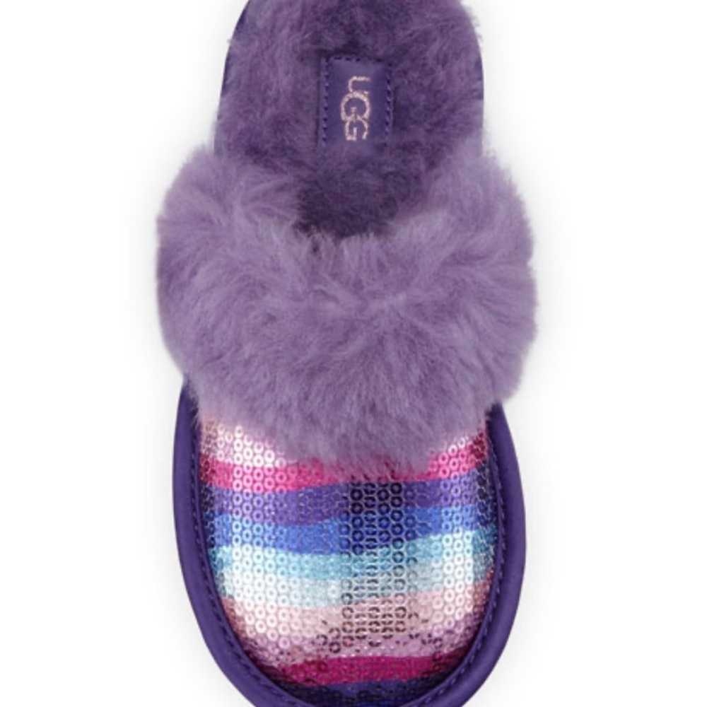 UGG Slip on
